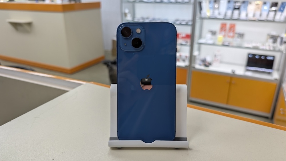 Смартфон Apple iPhone 13 256Gb