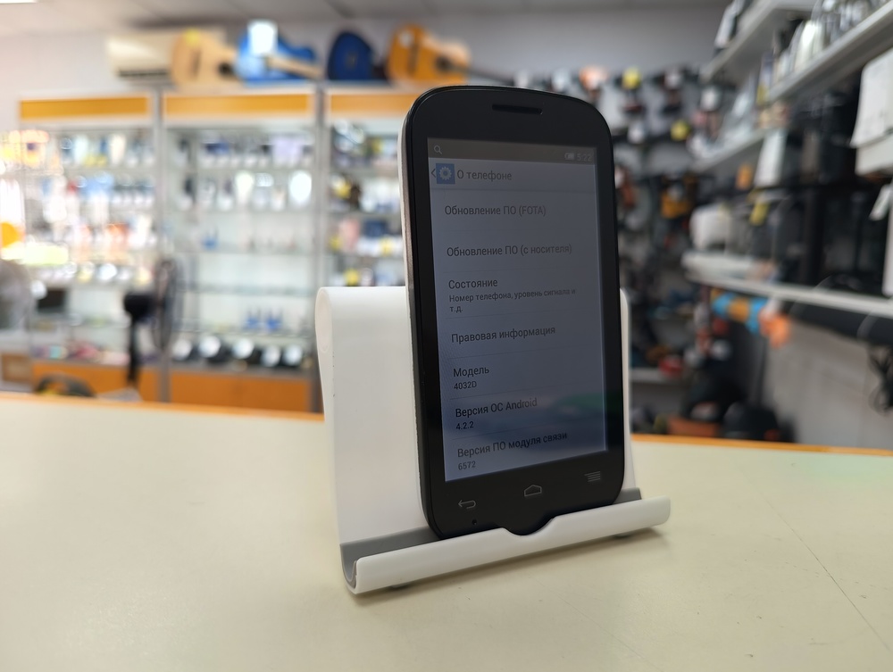 Смартфон Alcatel 4032D