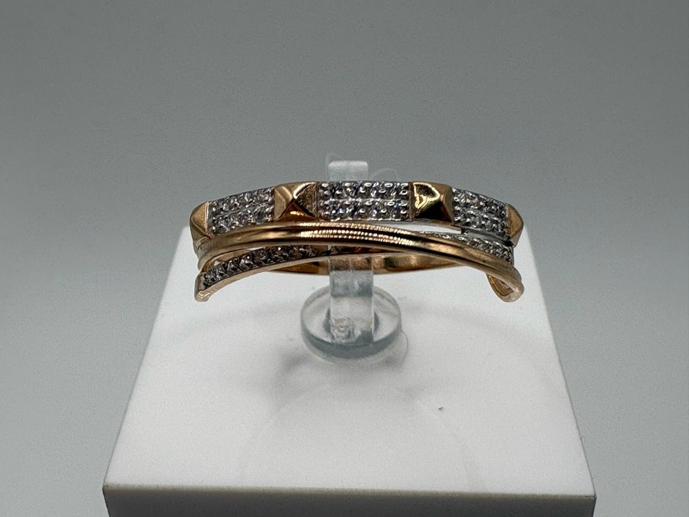 1105357 КОЛЬЦО С КАМНЯМИ (Au 585)