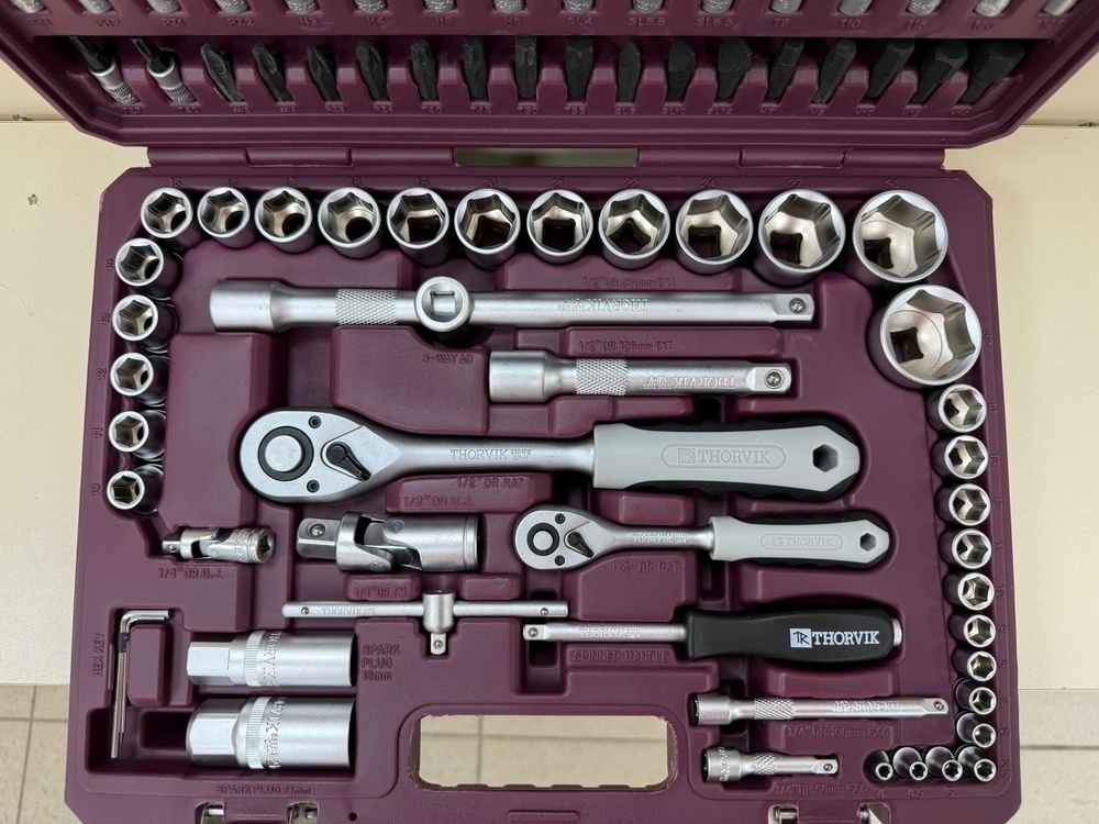 Набор инструментов Thorvik TS094 универсальный 1/4 1/2DR