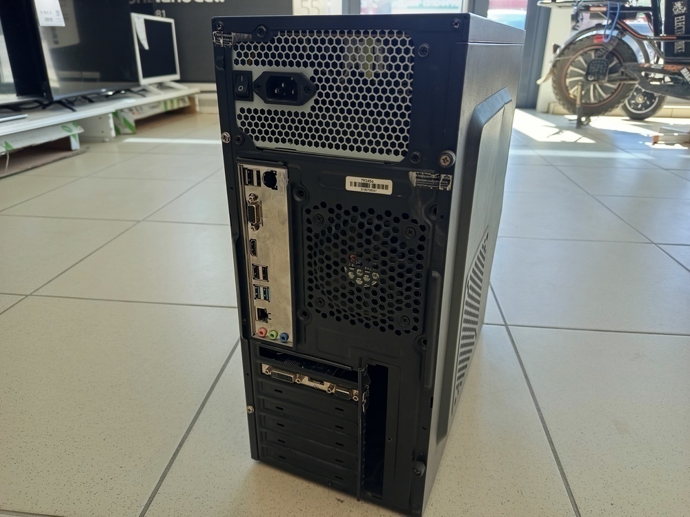 Системный блок Irbis; Core i3-4100M, GeForce GT 730, 4 Гб, 256 Гб, Нет