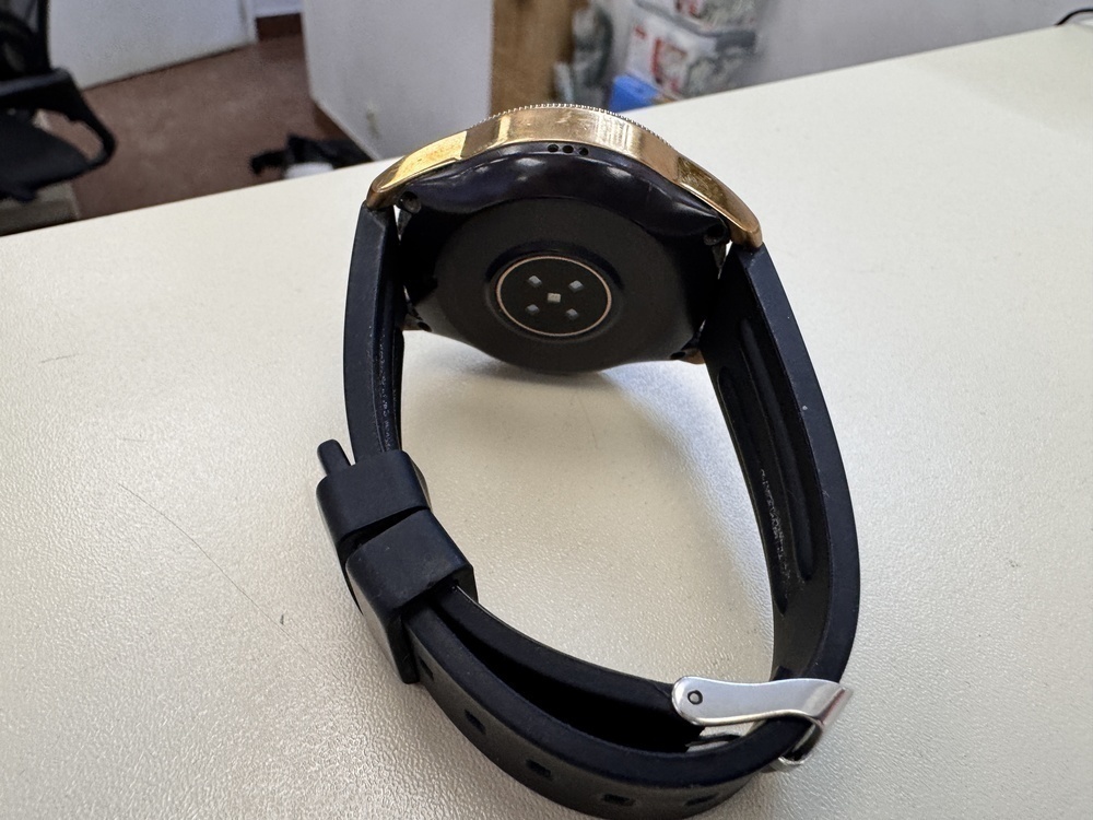 Смарт-часы Samsung Galaxy Watch
