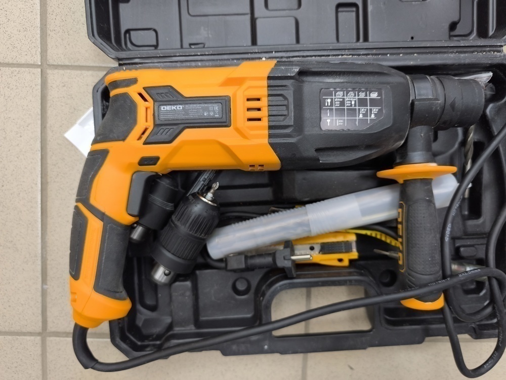 Перфоратор Deko ZKH1000W