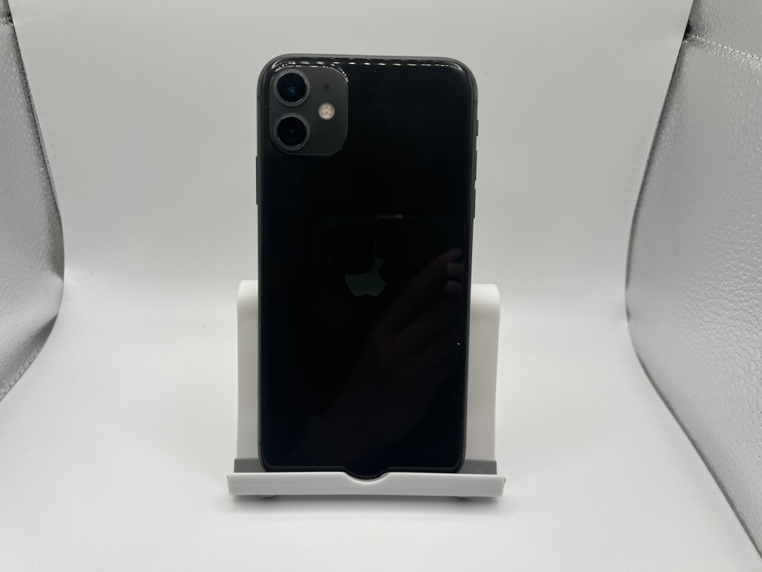 Смартфон Apple iPhone 11 64Gb