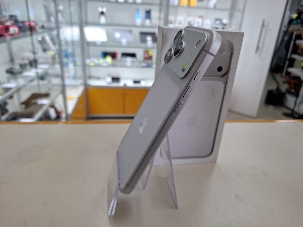 Смартфон Apple Iphone 17 Pro Max 256Gb eSim