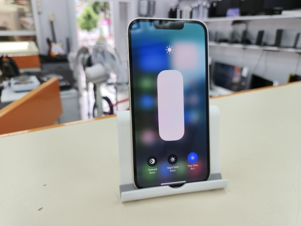 Смартфон Apple iPhone 13 128Gb