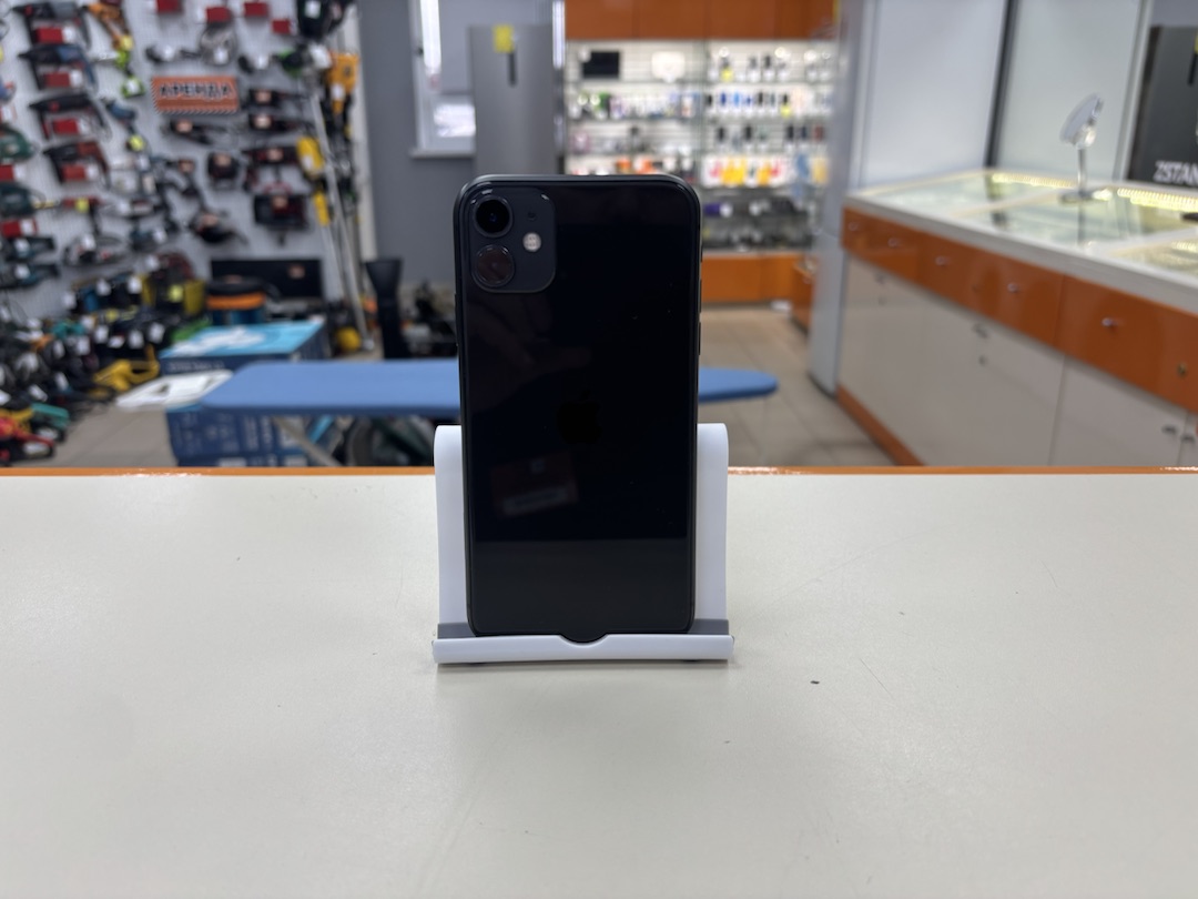 Смартфон Apple iPhone 11 64Gb