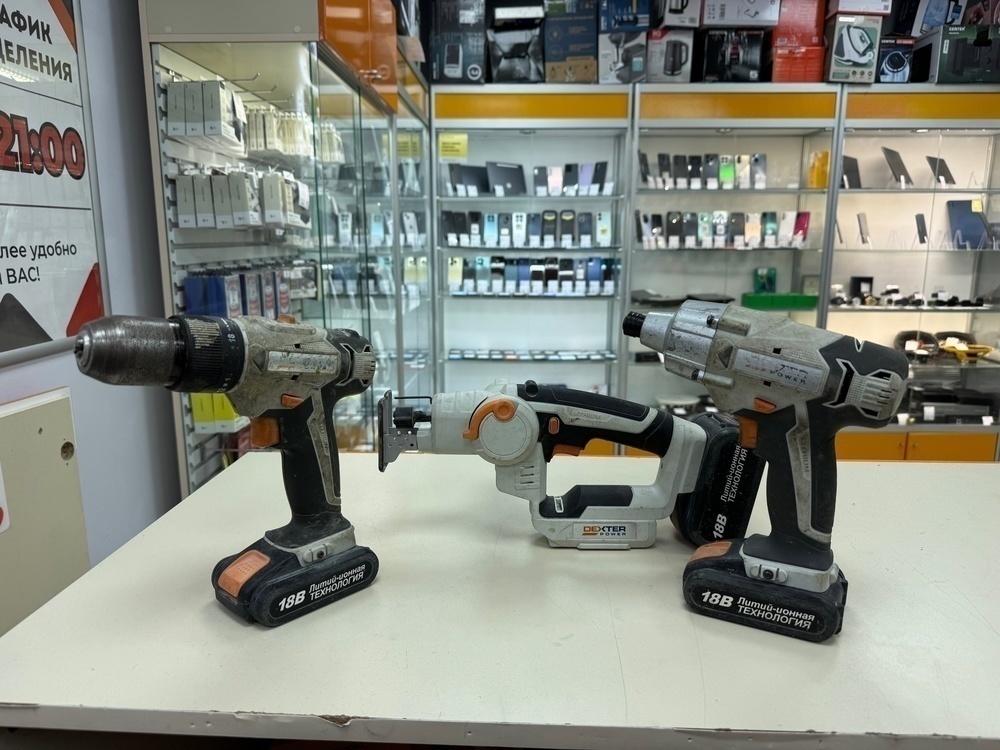 Набор инструментов Dexter лобзик шуруповерт,гайковерт