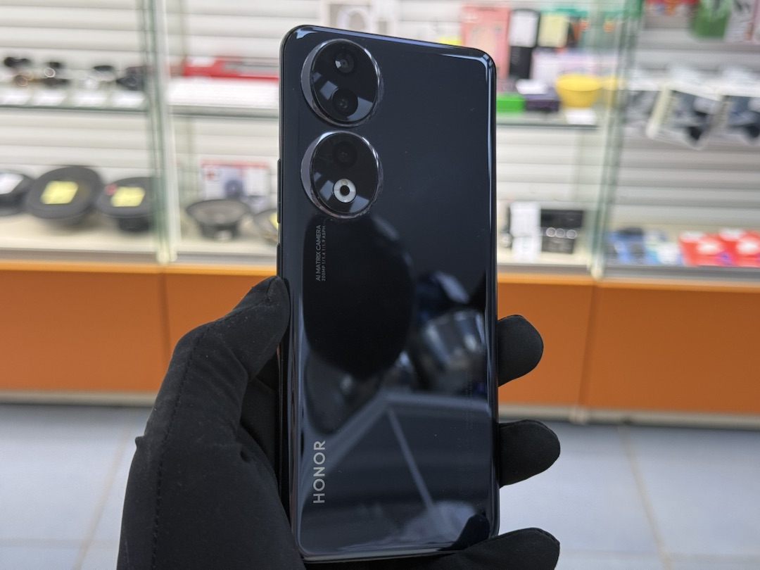 Смартфон Honor 90 12/256