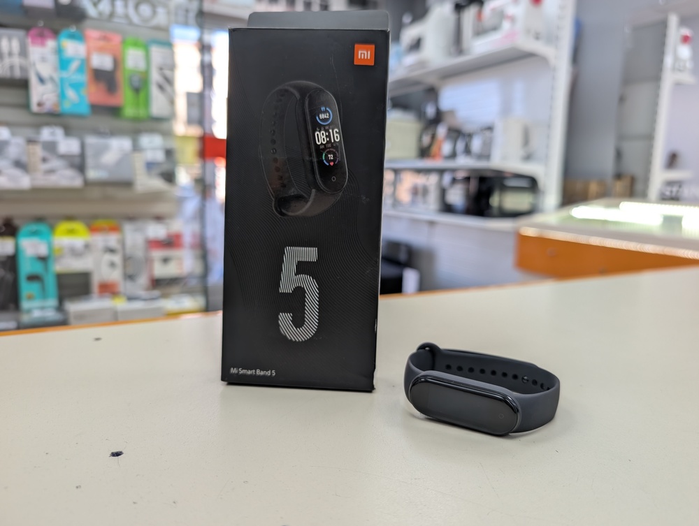 Смарт-часы Xiaomi Smart Band 5