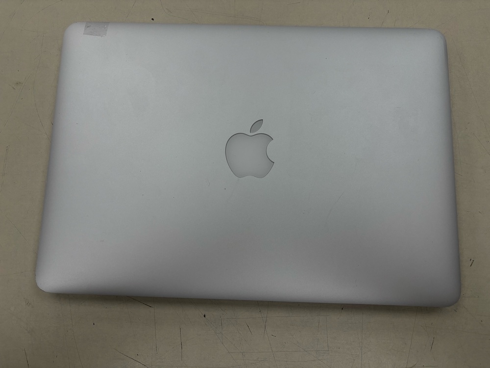 Ноутбук Apple MacBook Pro с дисплеем Retina 13 дюймов Core i5(2015) A1502