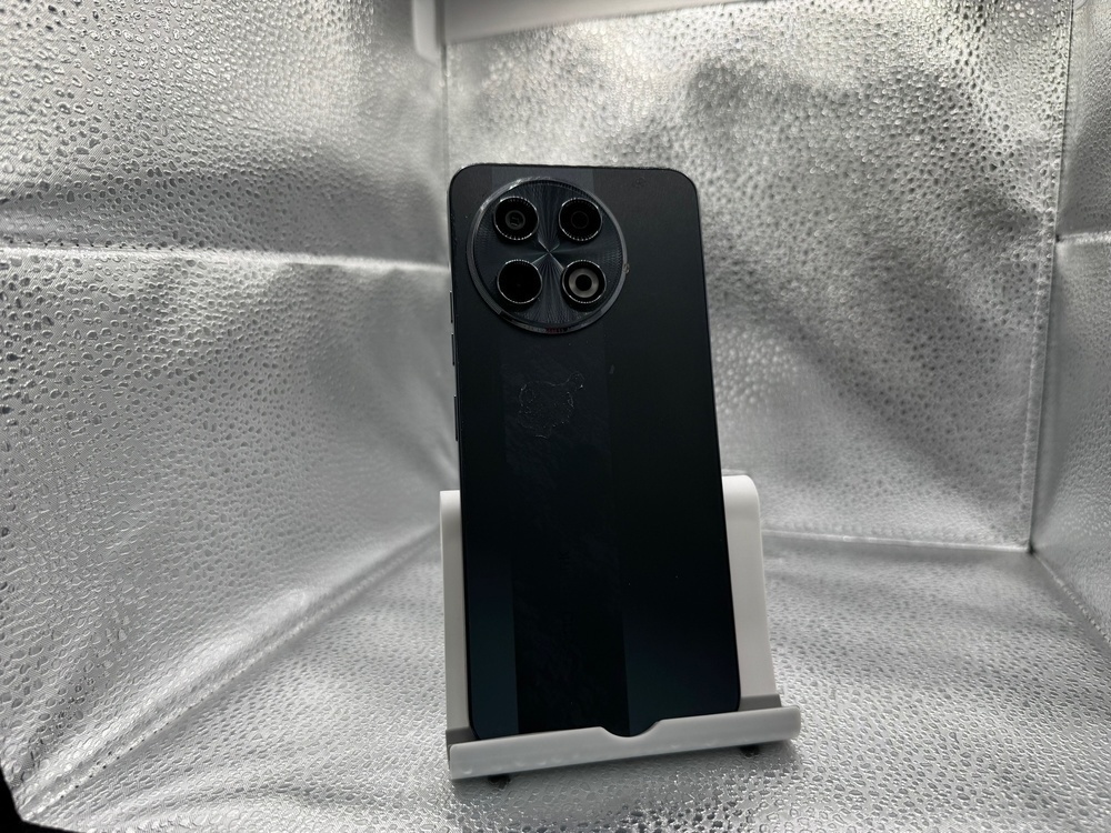 Смартфон Tecno SPARK 30 PRO 8/256