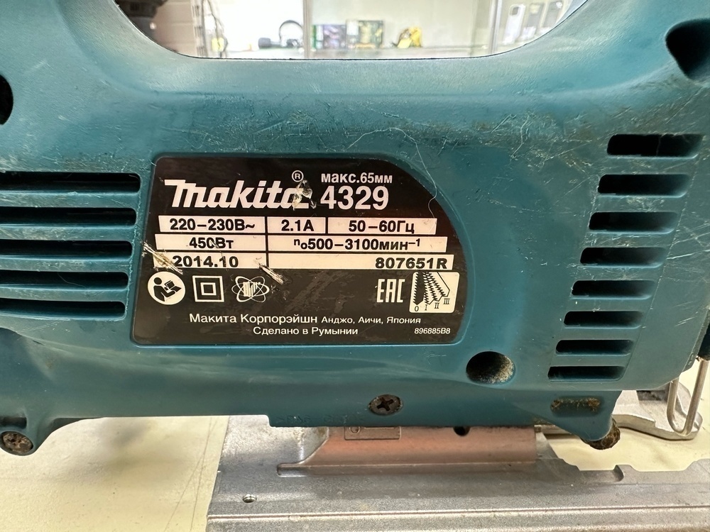 Лобзик Makita 4329