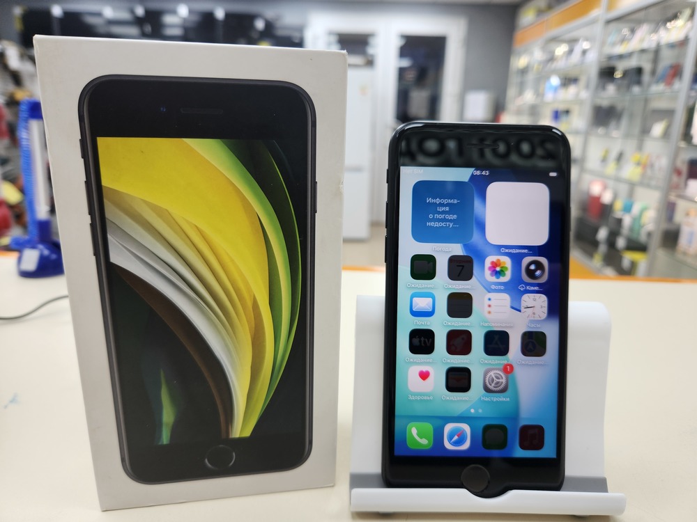 Смартфон Apple iPhone SE 2020 64Gb