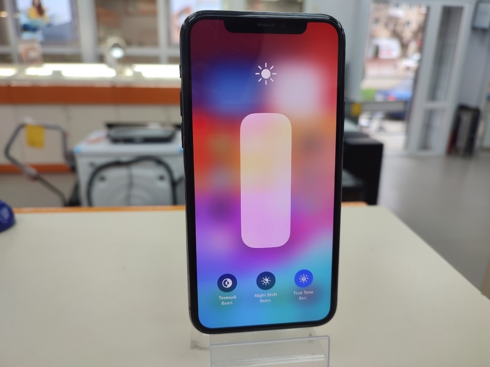 Смартфон Apple iPhone 11 Pro 64Gb