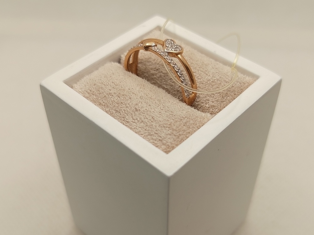 КОЛЬЦО С КАМНЯМИ (Au 585)