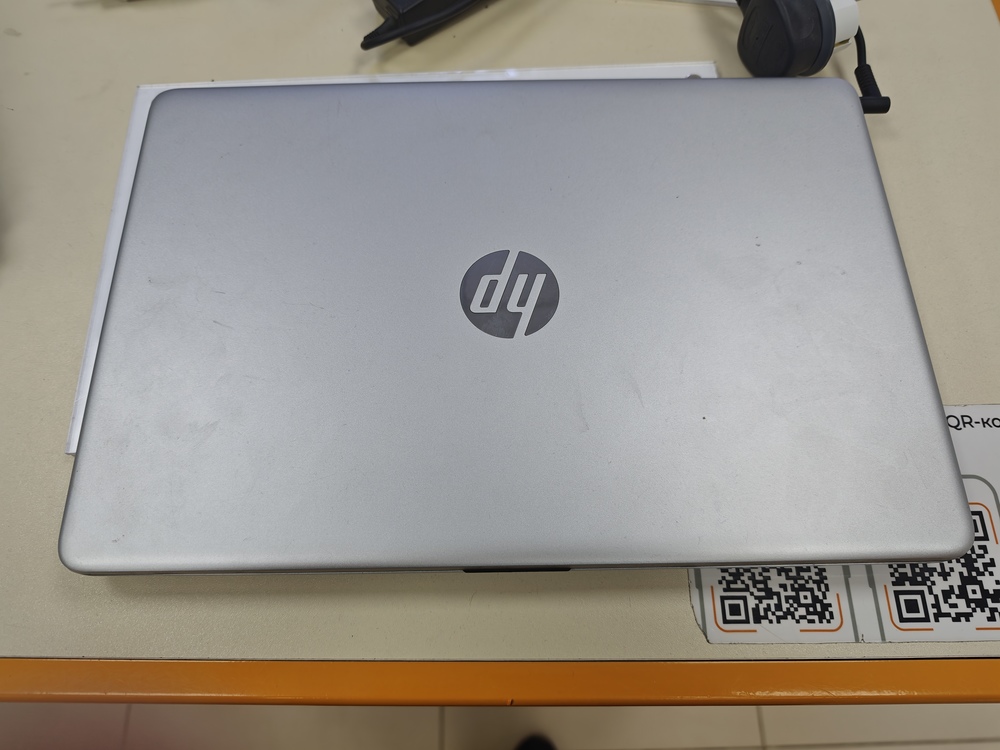 Ноутбук HP 15s-du3561tu; Core i5-1135G7, Iris(R) Xe Graphics, 8 Гб, 500 Гб, 1 Tb