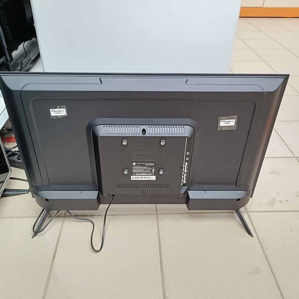LED Телевизор HI RX-32F02FB