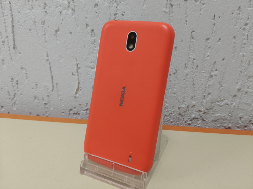 Смартфон Nokia 1