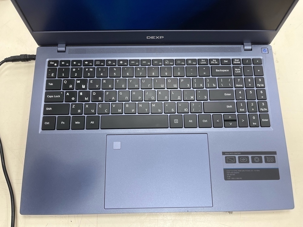 Ноутбук Dexp; Core i3-1215U, Intel UHD Graphics, 8 Гб, 240 Гб, Нет