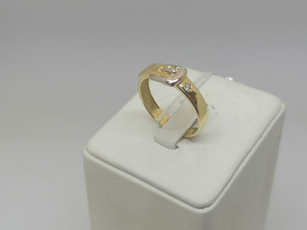 КОЛЬЦО С КАМНЯМИ (Au 585)