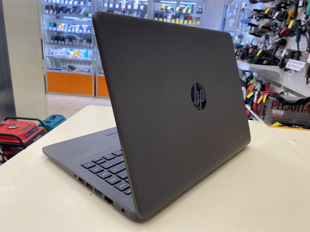 Ноутбук HP; Ryzen 5-5500U, AMD Radeon (TM) Graphics, 8 Гб, 256 Гб, Нет
