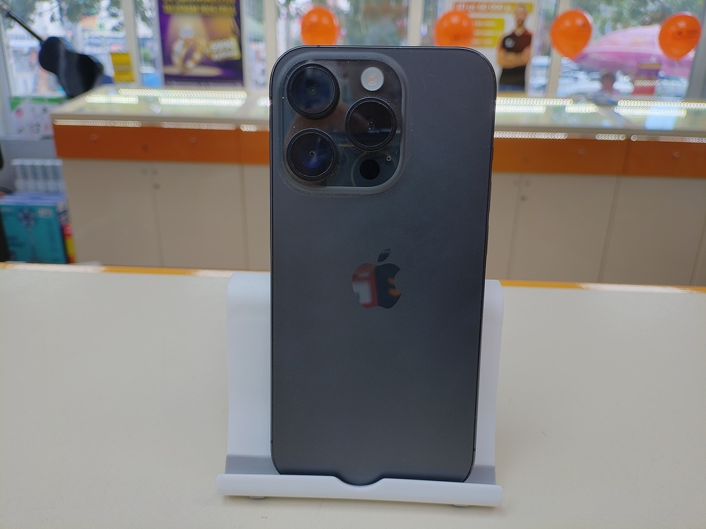 Смартфон Apple Iphone 15 Pro 256Gb