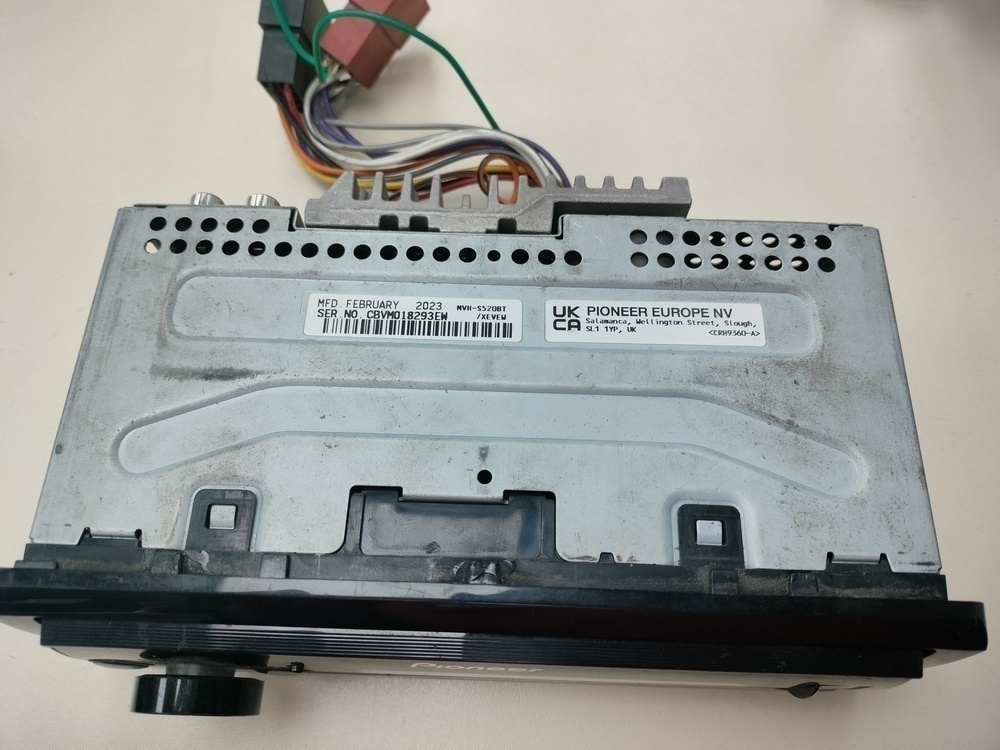 Автомагнитола Pioneer MVH-S520BT