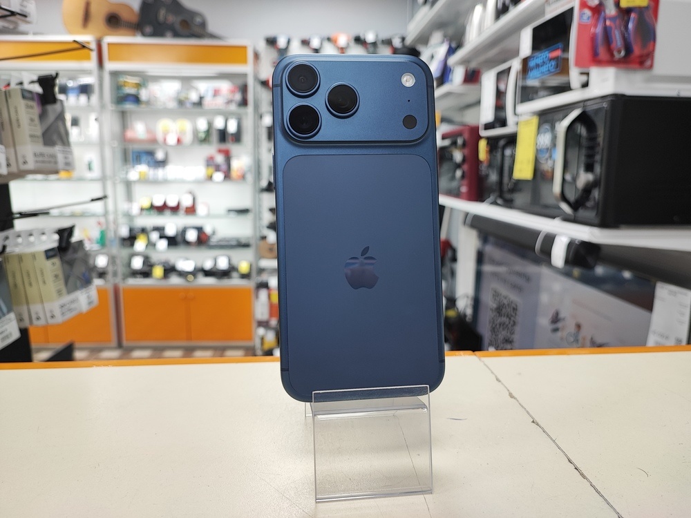 Смартфон Apple Iphone 17 Pro 256Gb eSim