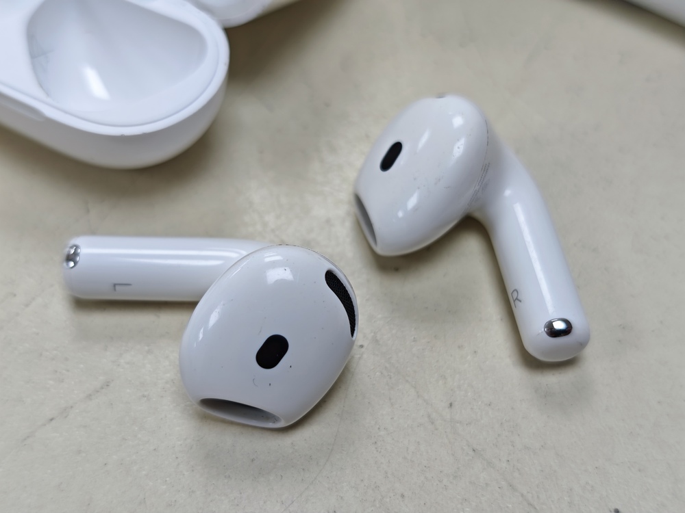 Наушники беспроводные Apple AirPods 4 с ANC