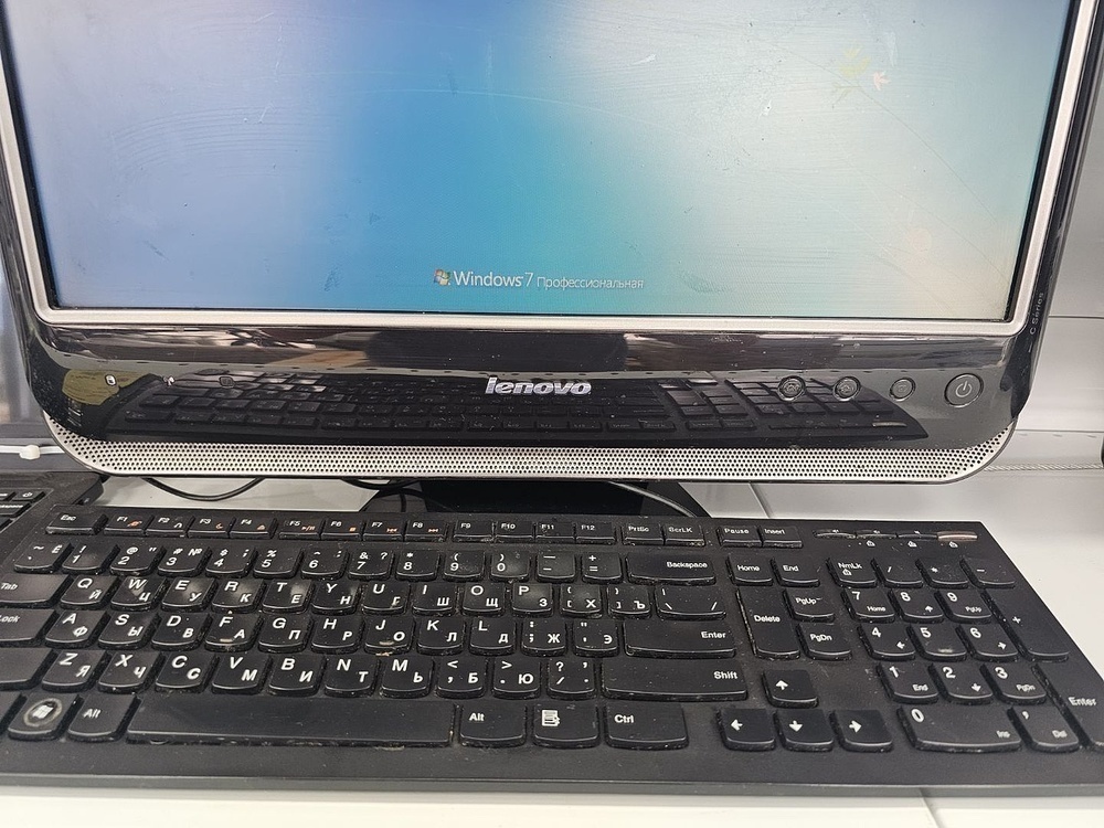 Моноблок Lenovo C series;