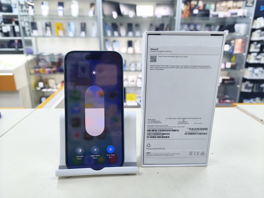 Смартфон Apple Iphone 16 128Gb