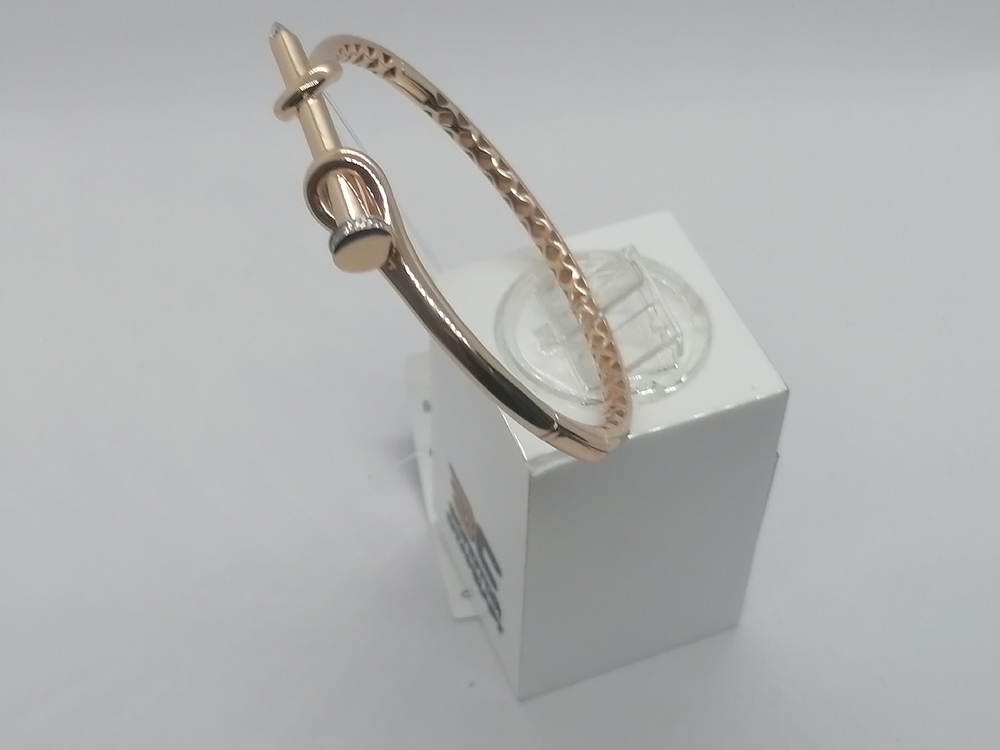 БРАСЛЕТ ЖЕСТКИЙ с камнями (Au 585)