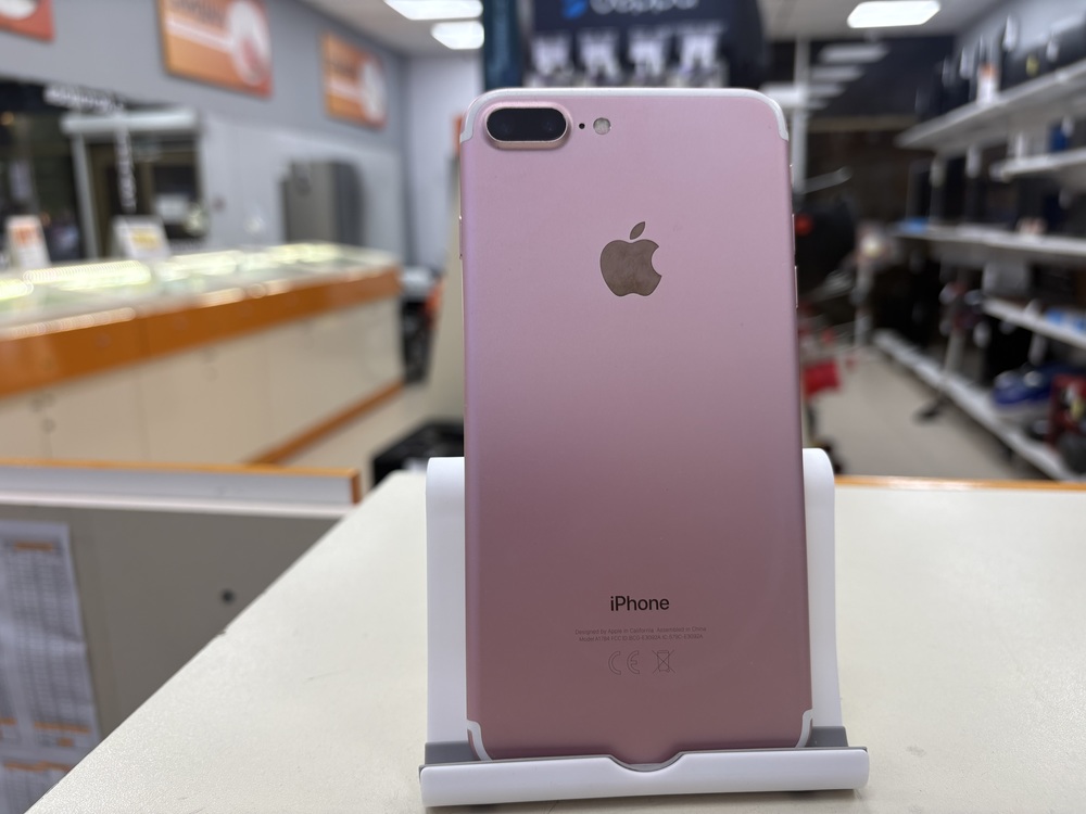Смартфон Apple iPhone 7 Plus 32Gb