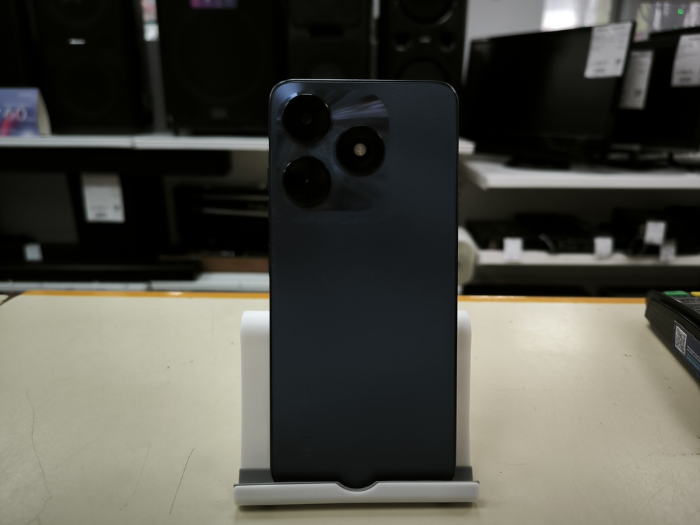 Смартфон Tecno Spark 10 4/128