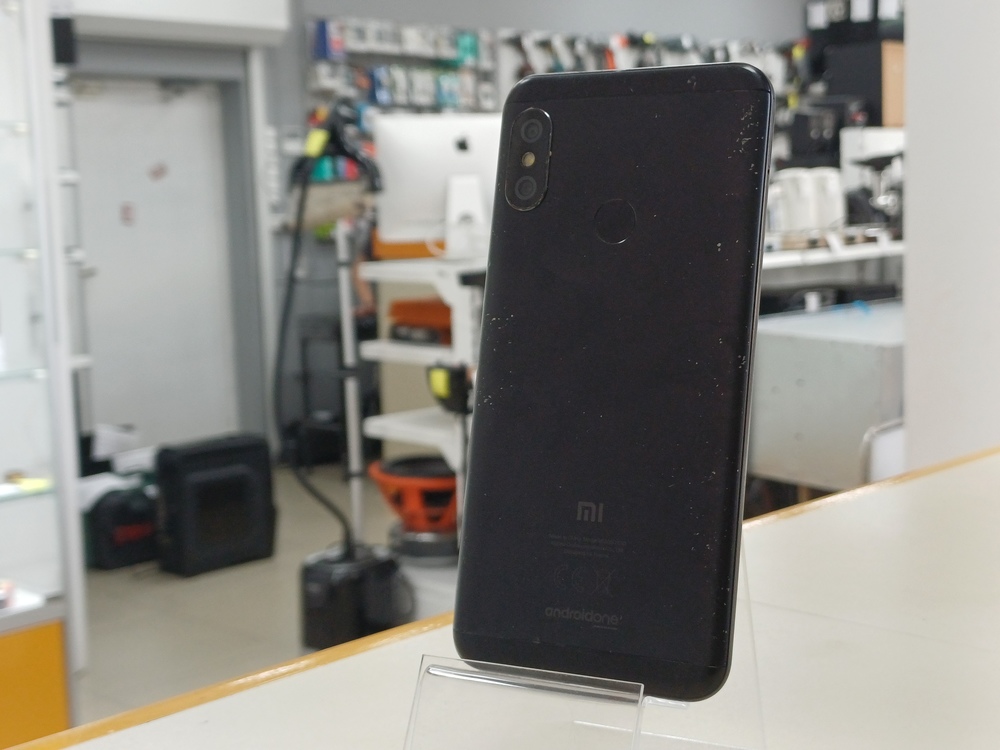 Смартфон Xiaomi Mi A2 Lite 4/64