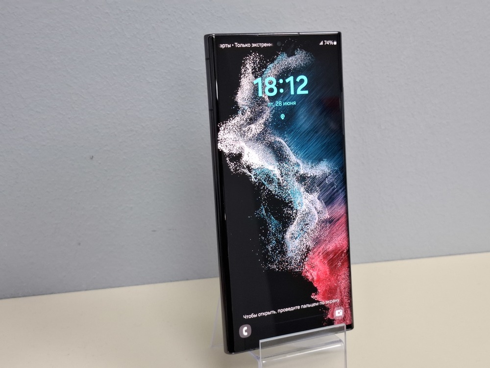 Смартфон Samsung Galaxy S22 Ultra 12/256