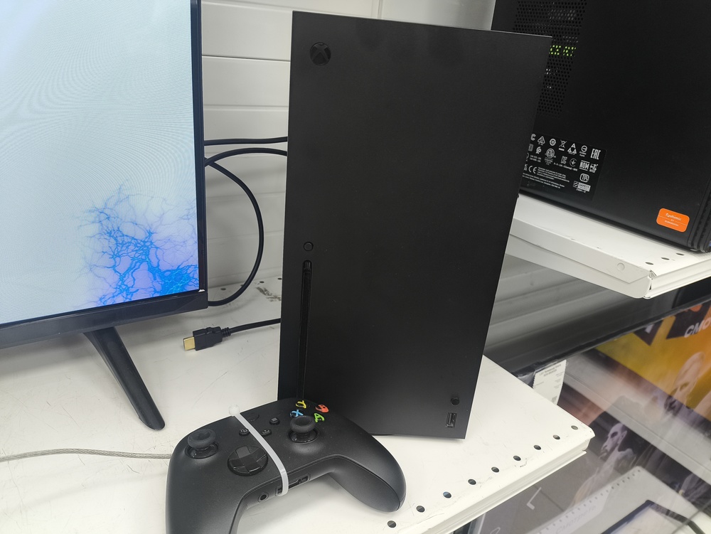 Игровая приставка Xbox Series X 1Tb