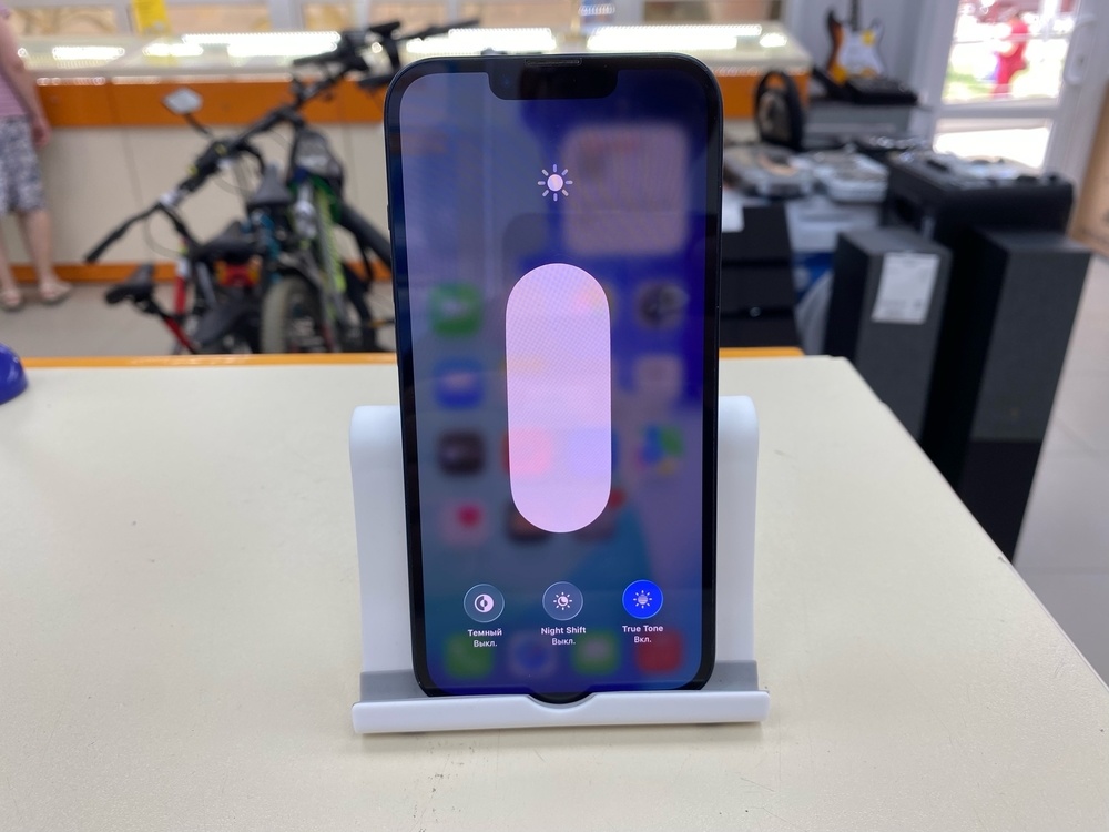 Смартфон Apple iPhone 13 128Gb