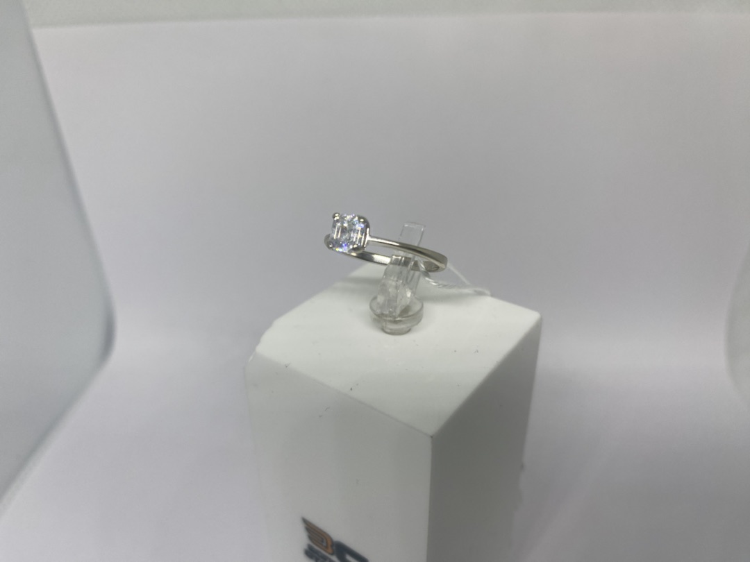 КОЛЬЦО С КАМНЕМ (Au 585)