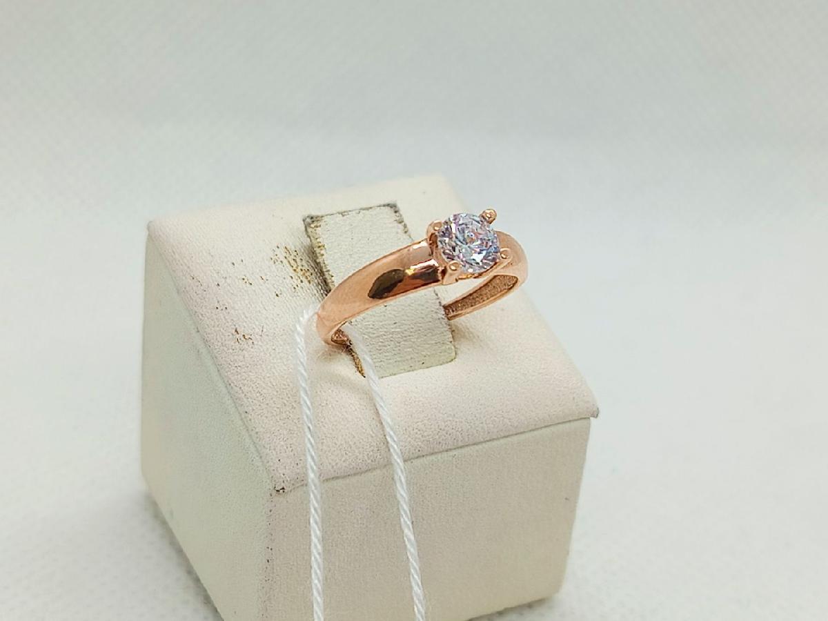 КОЛКМ375 КОЛЬЦО С КАМНЕМ (Au 375)