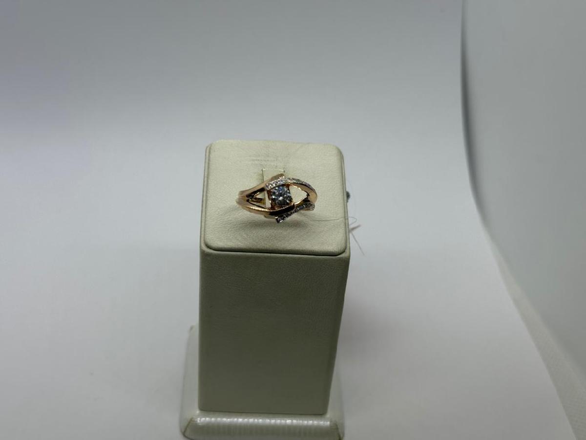 КОЛЬЦО С КАМНЯМИ (Au 585)