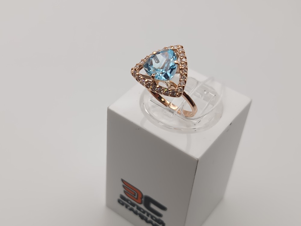 КОЛЬЦО С КАМНЯМИ (Au 585)