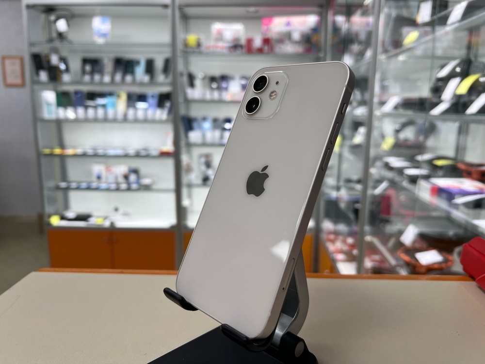Смартфон Apple iPhone 12 128Gb