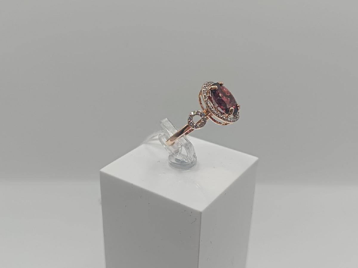 КОЛКМИ585 КОЛЬЦО С КАМНЯМИ (Au 585)