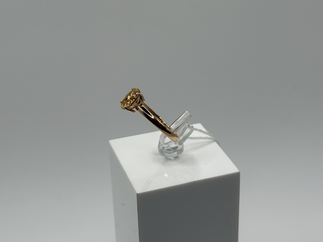 КОЛКМ585 КОЛЬЦО С КАМНЕМ (Au 585)