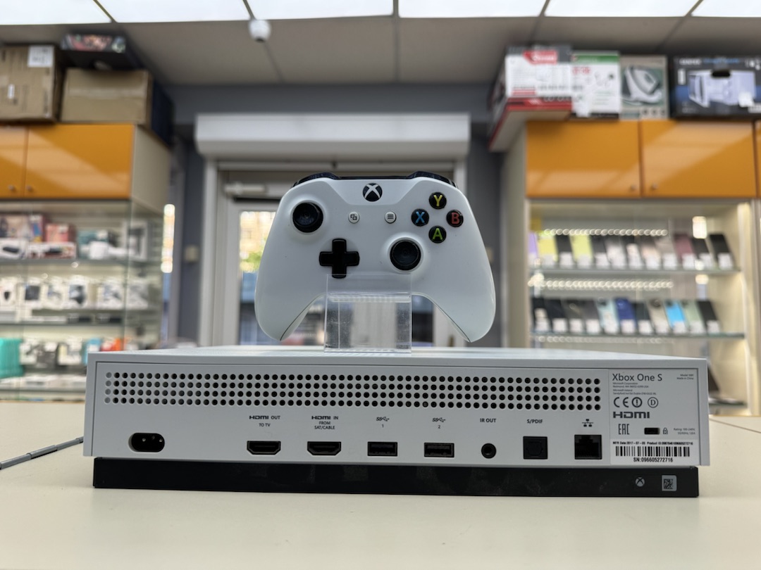 Игровая приставка Xbox One S 500Gb