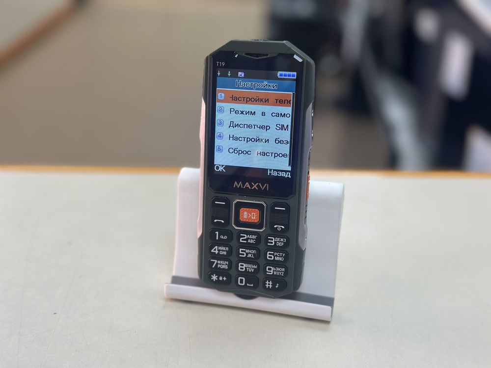 Мобильный телефон Maxvi T12
