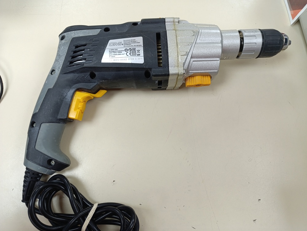 Дрель-ударная CMI C-SBM-1050