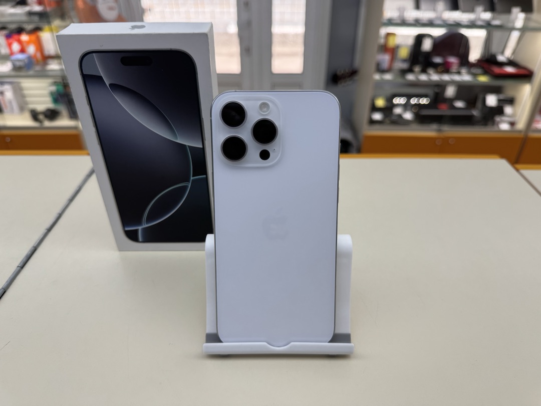 Смартфон Apple Iphone 16 Pro Max 256Gb